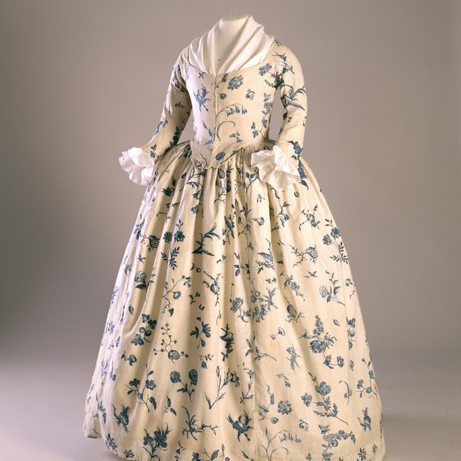 1700s dresses