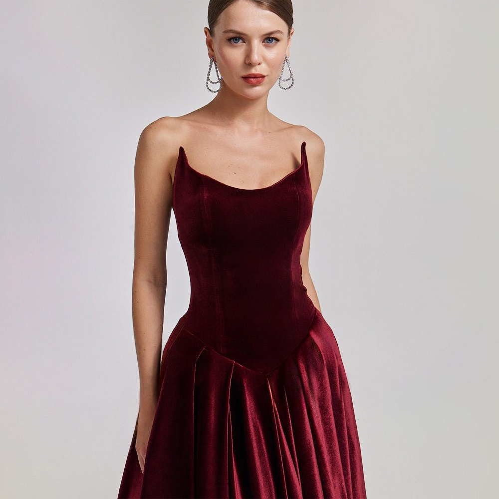 strapless-burgundy-velvet-corset